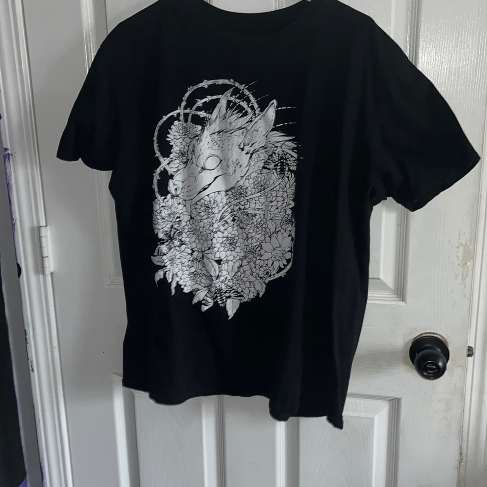 Black Short Sleeve Tshirt! Very comfortable and lougeworthy!!